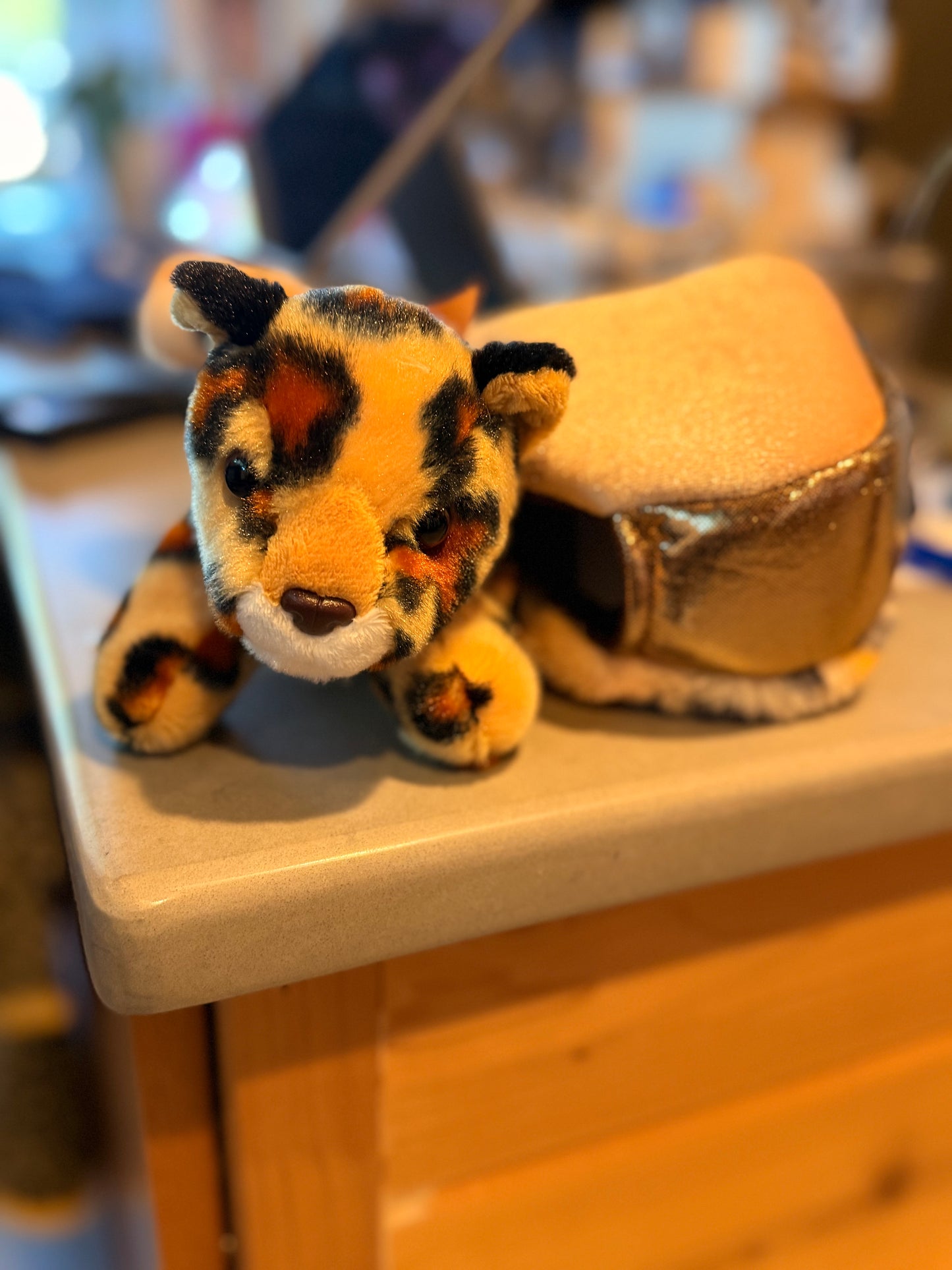 🐆 Jaguar Plush Mini Handbag (2-in-1 Detachable Design)