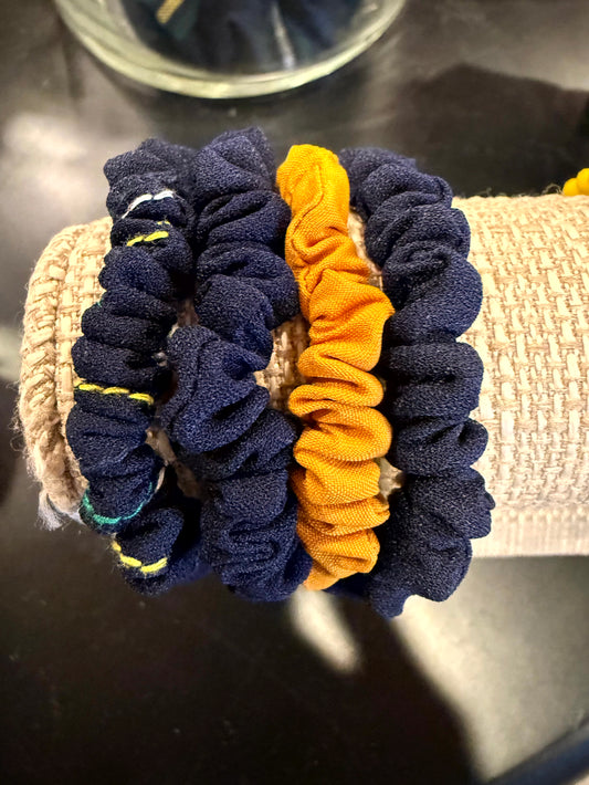 Scrunchie – 4 Pack